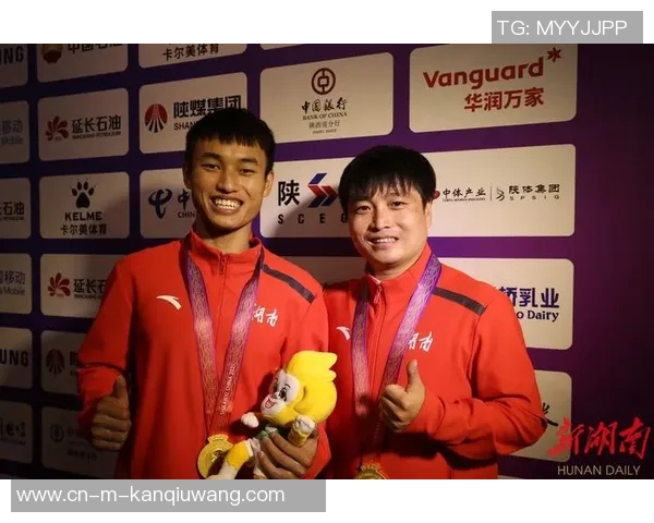 唐俊VS对手的激烈较量揭示了职业赛场的无情与荣耀